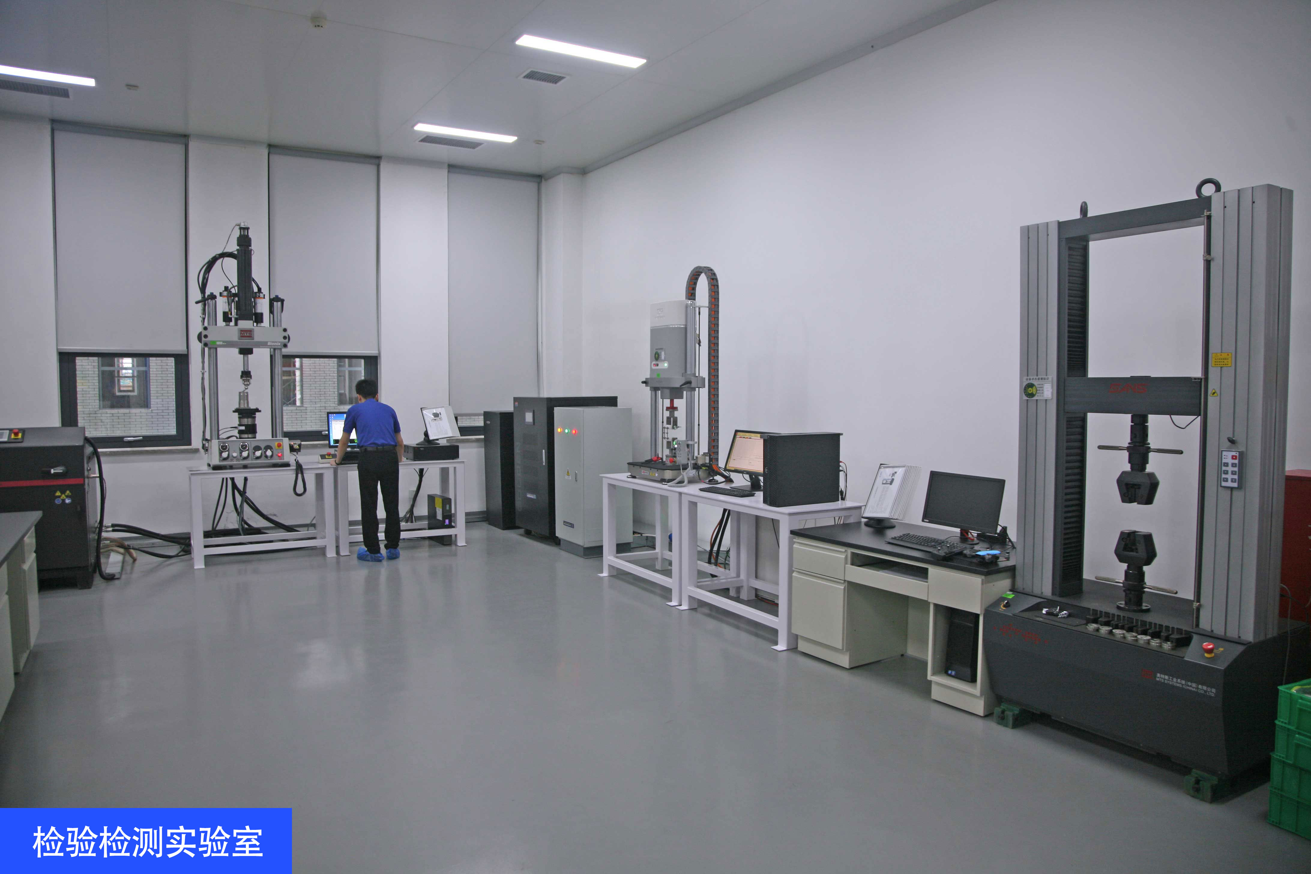 /uploads/image/2020/08/04/實(shí)驗(yàn)室5.jpg 實(shí)驗(yàn)室5.jpg